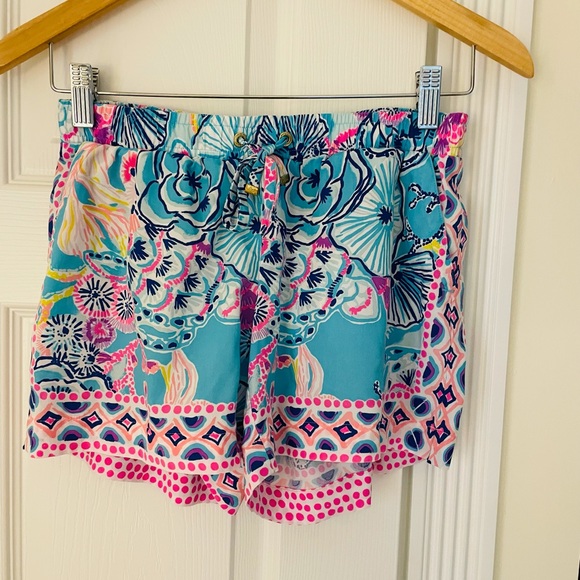 Lilly Pulitzer Pants - Lilly shorts Xs